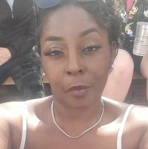 Meet your Posher, Angelette